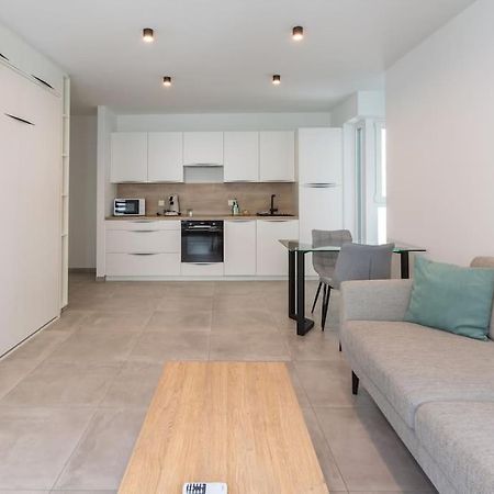 Superbe Appartement Avec Parking Malmedy Luaran gambar