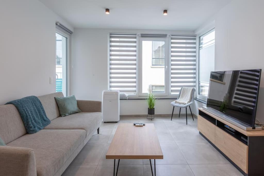 Superbe Appartement Avec Parking Malmedy Luaran gambar